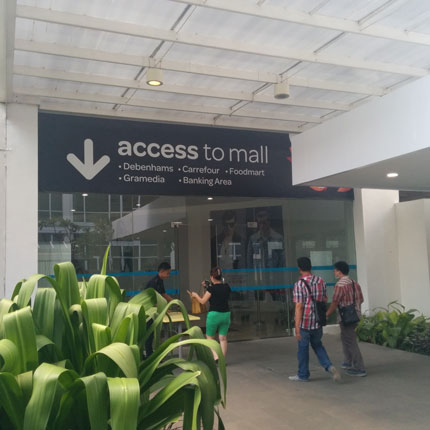 Access To Mall
